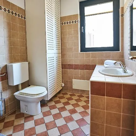 Sea View Terrace Apartment *